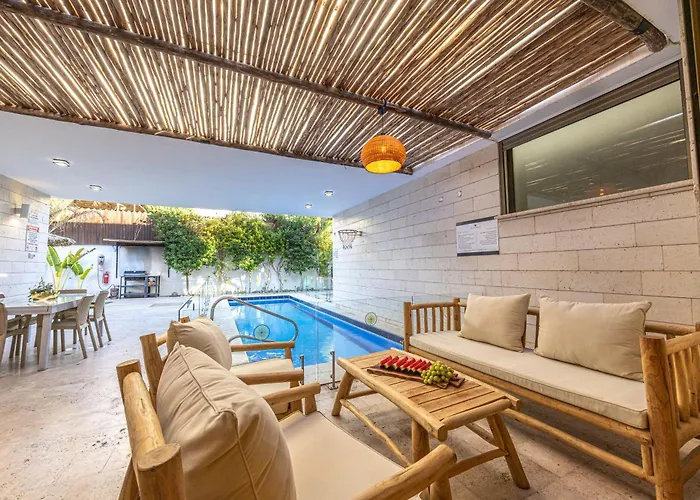 Country Villa - Ella Sun